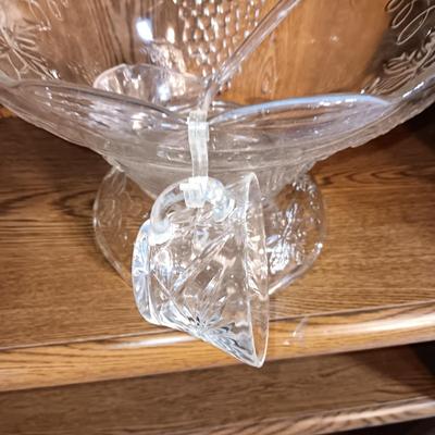 GIBSON DINNERWARE SERVICE FOR 7 AND A PUNCH BOWL WITH GLASS CUPS