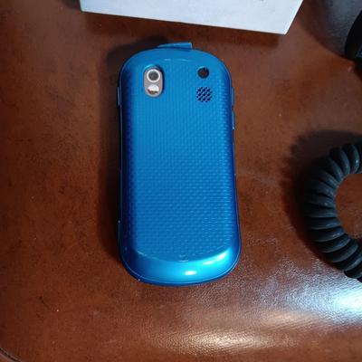 2 SAMSUNG CELL PHONES