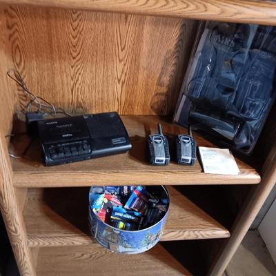SW BELL 20 CHANNEL WALKIE TALKIES, SONY CASSETTE PLAYER AND VARIETY OF BATTERIES