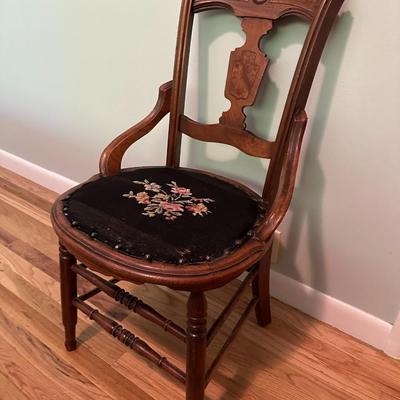 Antique Victoria Needlepoint Chair