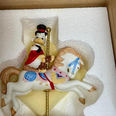 Sale Photo Thumbnail #175: In very good condition with custom box.