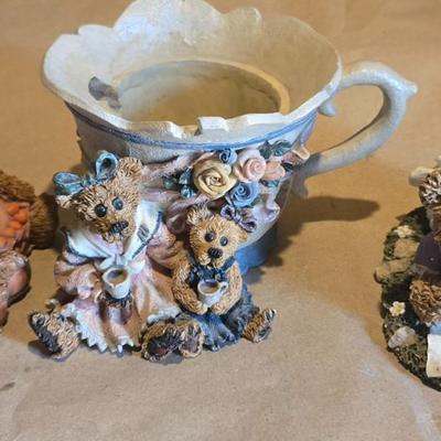 Lot of 3 Boyd's Bears