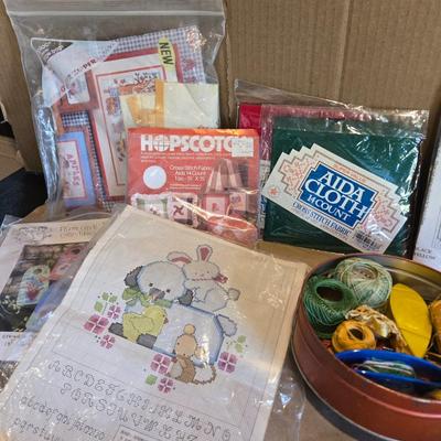 XL Lot of Craft/Sewing items