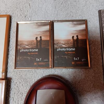 AN ASSORTMENT OF FRAMES
