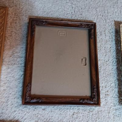 AN ASSORTMENT OF FRAMES