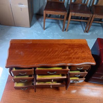 2 DRESSER TOP JEWELRY BOXES