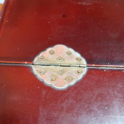 2 DRESSER TOP JEWELRY BOXES