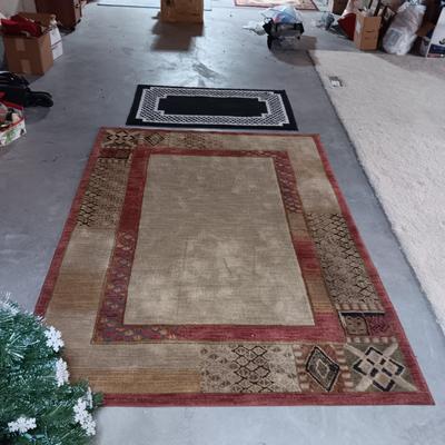 AREA AND THROW RUGS