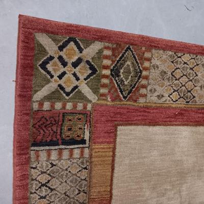 AREA AND THROW RUGS