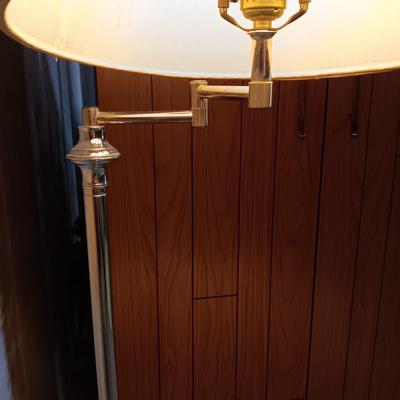 4 DRAWER CHEST, METAL WARDROBE CLOSET AND A FLOOR LAMP