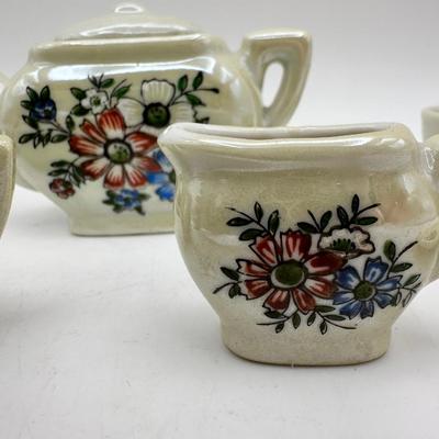1940’s Nippon Lusterware Dollhouse Tea Set in Original Box