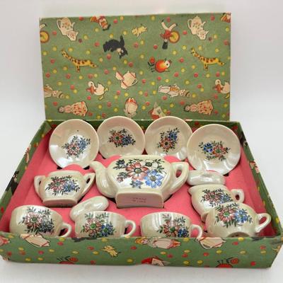 1940’s Nippon Lusterware Dollhouse Tea Set in Original Box