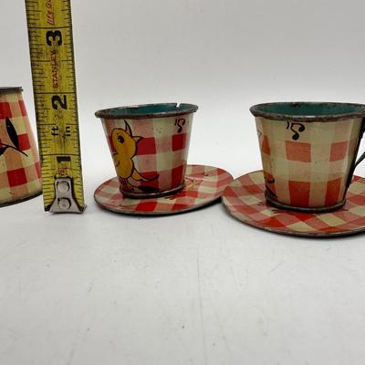 1930’s Ohio Art Fern Bisel Peat Child’s Tin Tea Set