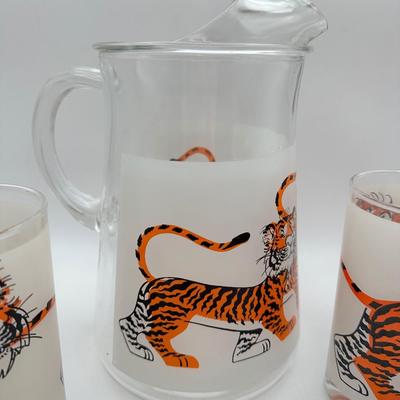 Vintage 1960’s Esso Tiger Frosted Pitcher and Tumblers