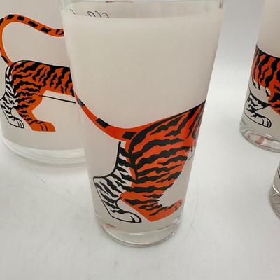 Vintage 1960’s Esso Tiger Frosted Pitcher and Tumblers