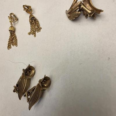 Gold tone clip on earrings