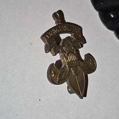 Pins set of three