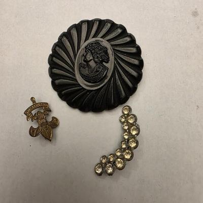 Pins set of three