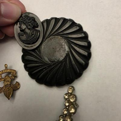 Pins set of three