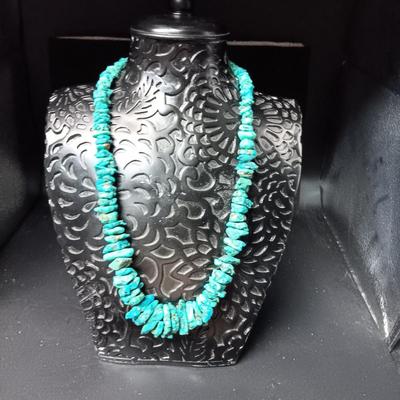 NAVAJO TURQUOISE NUGGET 24" NECKLACE