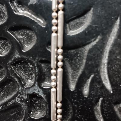 60 INCH STERLING SILVER BAR AND BEAD NECKLACE 12.86g