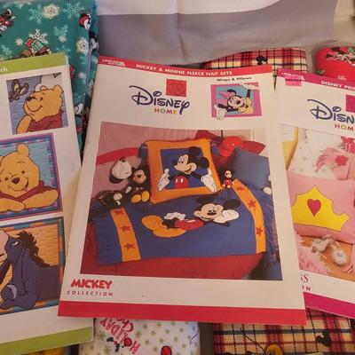 Disney, Mickey & Friends + More (BD-JS)