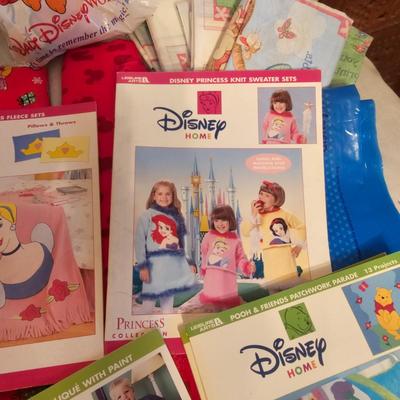 Disney, Mickey & Friends + More (BD-JS)