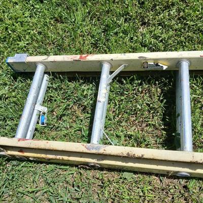 Heavy-Duty 20 Ft Fiberglass Extension Ladder – Type I (250 lb Rated)