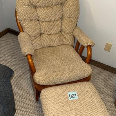 D22-Glider rocker w/ottoman + extras