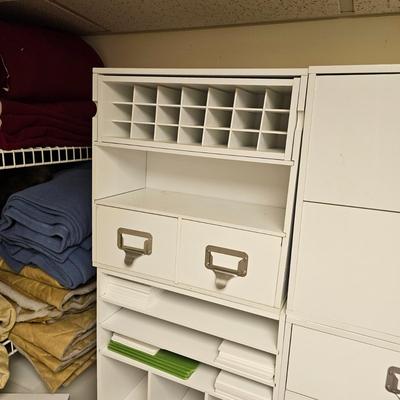 White Stack Storage Drawers & Shelves (BF2-JS)