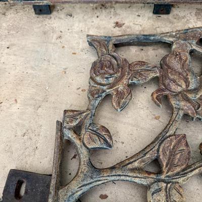Collection of Cast Iron Items (G-BM)