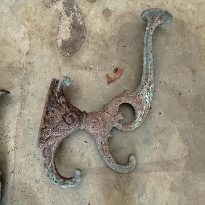 Collection of Cast Iron Items (G-BM)