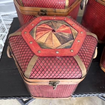 Four Matching Decorative Hat Boxes (PB-BM)