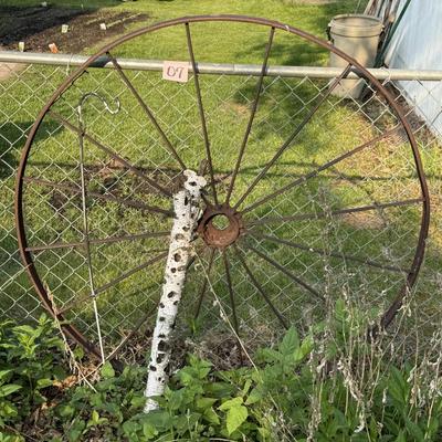 Sale Photo Thumbnail #169: O7-Rustic garden decor
