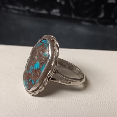 STERLING AND TURQUOISE RING SIZE 7