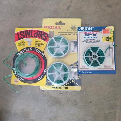 Large Gardening Supply Lot (G-EL)