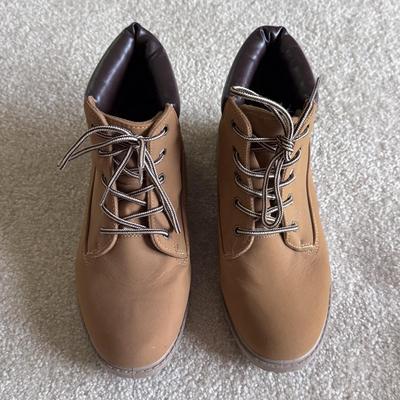 White Mountain, JBU, Carolina Shoes, and More Women’s Boots, Sizes 8-9 1/2 (PC-DZ)