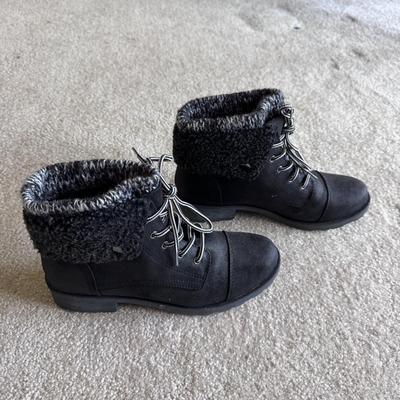 White Mountain, JBU, Carolina Shoes, and More Women’s Boots, Sizes 8-9 1/2 (PC-DZ)