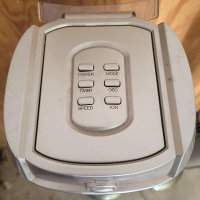 Pair of Wind Chaser Air Purifiers (G-EL)