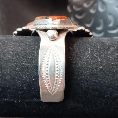 EARLY NAVAJO STERLING SILVER CUFF BRACELET WITH PETRIFIED WOOD