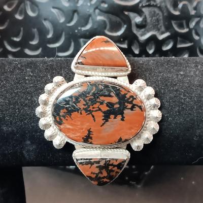 EARLY NAVAJO STERLING SILVER CUFF BRACELET WITH PETRIFIED WOOD