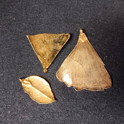 24K GOLD TRIPLE DIPPED MAILE & GINKGO LEAF PENDANTS