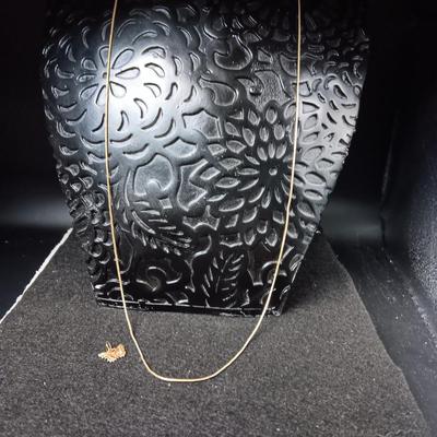 14K GOLD CHAIN AND BUTTERFLY PENDANT 9.48g