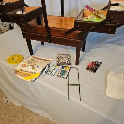 Vintage Oak Sewing Caddy plus Contents (BF2-JS)
