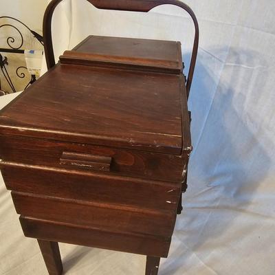 Vintage Oak Sewing Caddy plus Contents (BF2-JS)