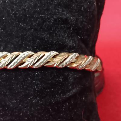 STERLING SILVER TENNIS BRACELET
