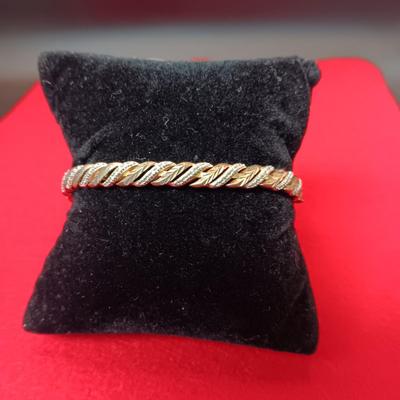 STERLING SILVER TENNIS BRACELET