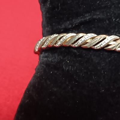 STERLING SILVER TENNIS BRACELET