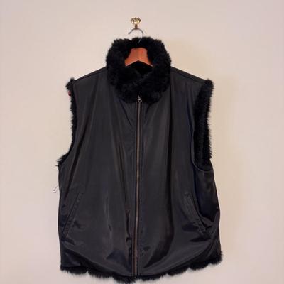 Collection of Faux Fur Vests from CeCe, Coaco New York, and More - Women’s Size XL (PC-DZ)
