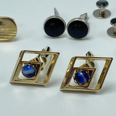 10K Gold Pin w/ Cufflinks and Tuxedo Buttons (ST-SS)